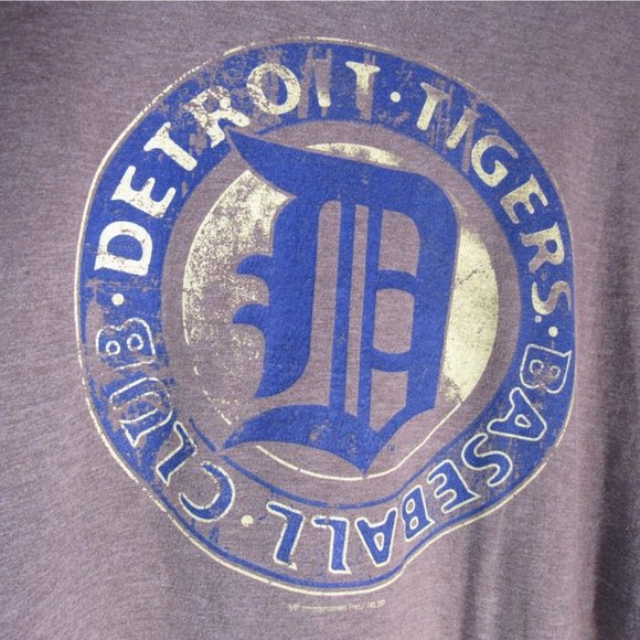 DETROIT TIGERS Gray Distressed Super Soft Baseball Club Tee | Men's XL Unisex - Picture 2 of 4
